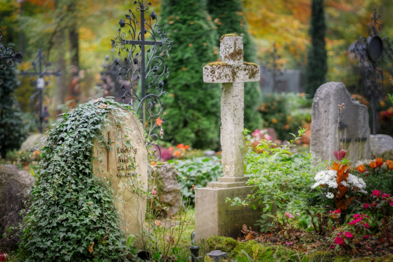 funeraire-LA TOUR-min_cemetery-4653166